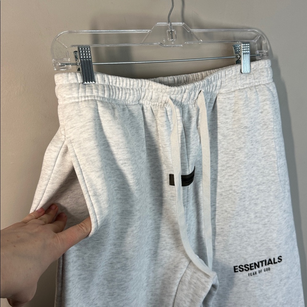 Fear of God Essentials Sweatpants Men’s Size L Baggy Sweats - Picture 10 of 15